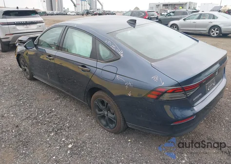 2025 Honda Accord Se из США, поврежденный, VIN 1HGCY1F43SA002040